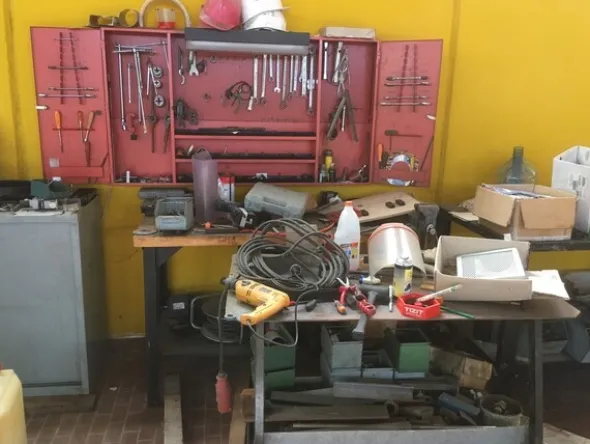 12#6964 Attrezzature per officina meccanica