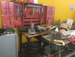 12#6964 Attrezzature per officina meccanica