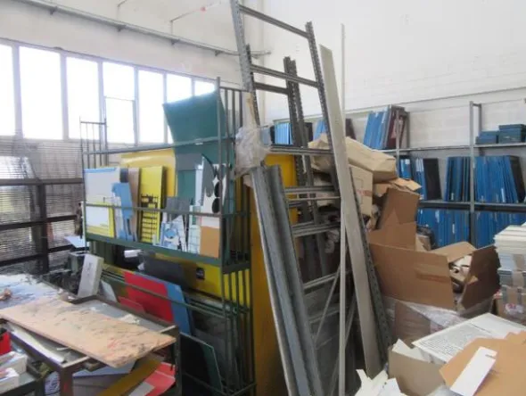 2#4450 Attrezzature produzione timbri e articoli cancelleria