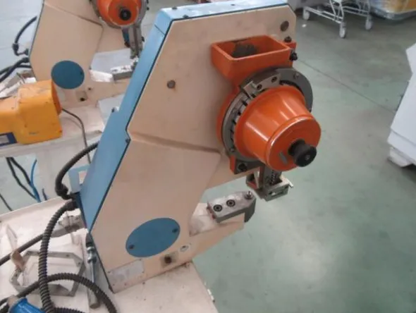 2#4450 Attrezzature produzione timbri e articoli cancelleria