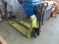 2#4450 Attrezzature produzione timbri e articoli cancelleria