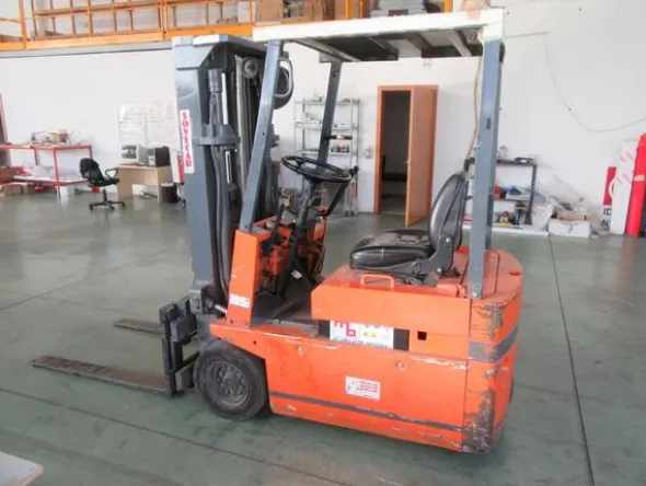 2#4450 Attrezzature produzione timbri e articoli cancelleria