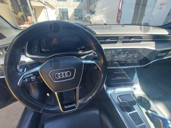 9#9463 Audi A6 Avant