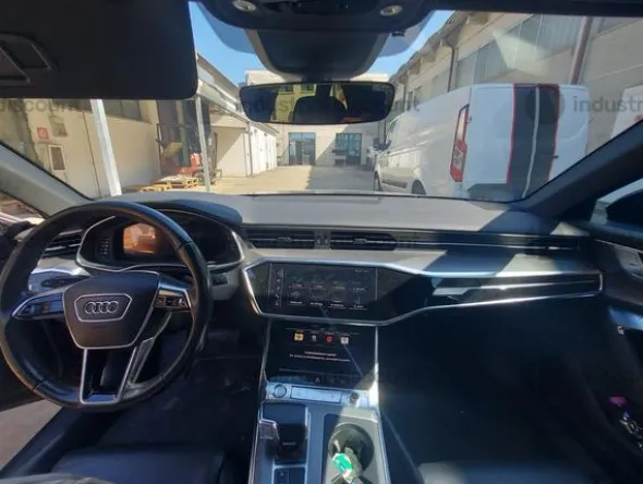9#9463 Audi A6 Avant