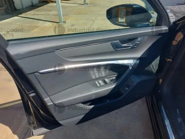 9#9463 Audi A6 Avant