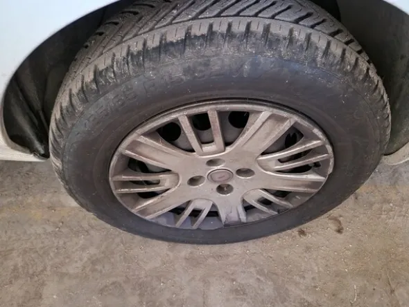 4#7142 Autocarro Fiat Doblò