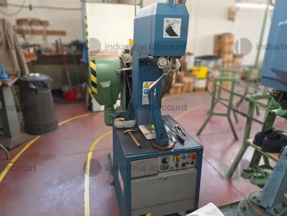 1#9745 Autocarro Fiat Ducato e attrezzatura per calzaturificio