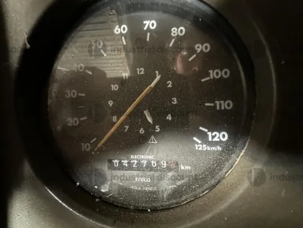 1#8915 Autocarro Fiat-Iveco