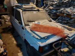 57#8980 Autocarro Fiat Panda