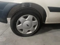 1#7910 Autocarro Ford Fiesta