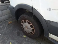 17#9500 Autocarro Ford Transit