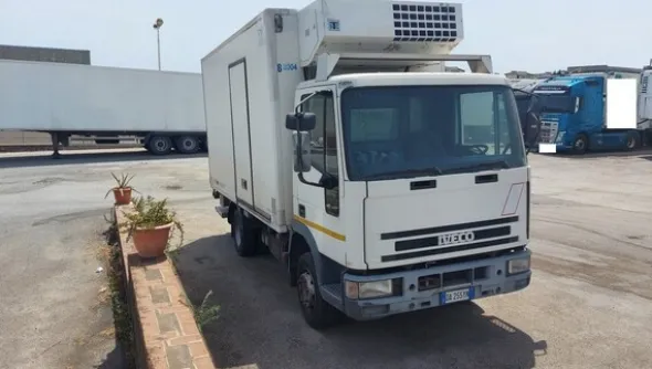 8#6287 Autocarro Iveco
