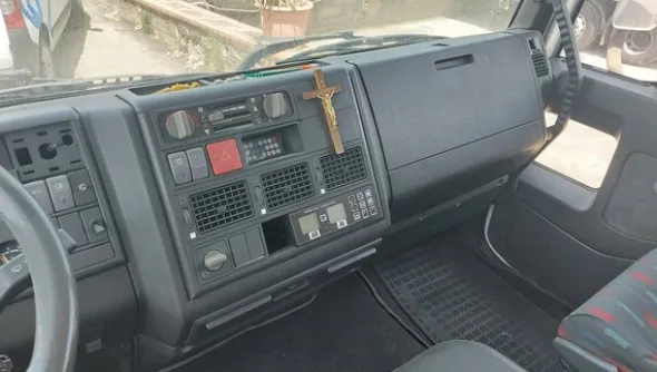 8#6287 Autocarro Iveco