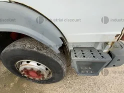 1#9768 Autocarro Iveco