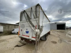 1#9768 Autocarro Iveco