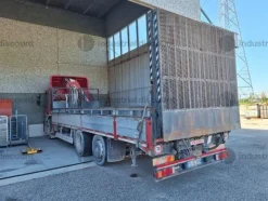 9#9559 Autocarro Iveco