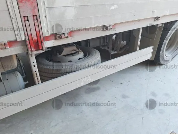 9#9559 Autocarro Iveco