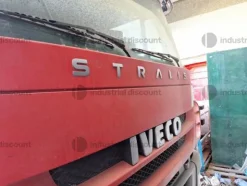 9#9559 Autocarro Iveco