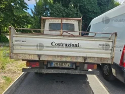 1#9606 Autocarro Iveco