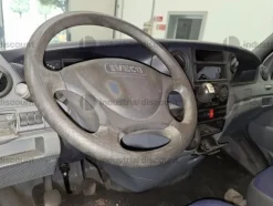 11#8867 Autocarro Iveco 35C10