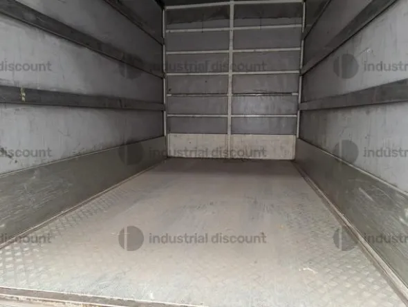 11#8867 Autocarro Iveco 35C10