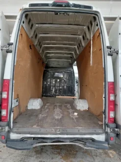 3#7923 Autocarro Iveco Daily