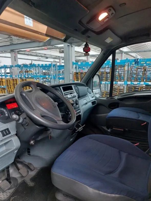 3#7923 Autocarro Iveco Daily