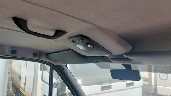 9#6287 Autocarro Iveco Daily