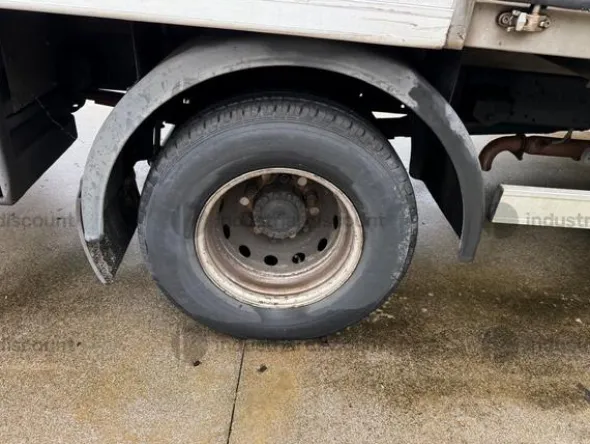 9#9826 Autocarro Iveco Daily