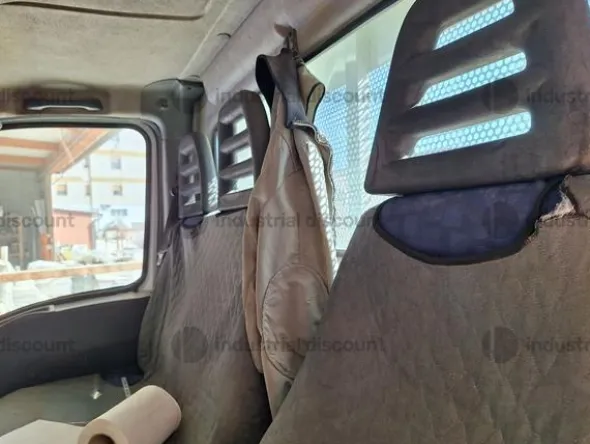 1#10037 Autocarro Iveco Daily 35C13