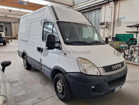 99#9186 Autocarro Iveco Daily 2.3 Hpi