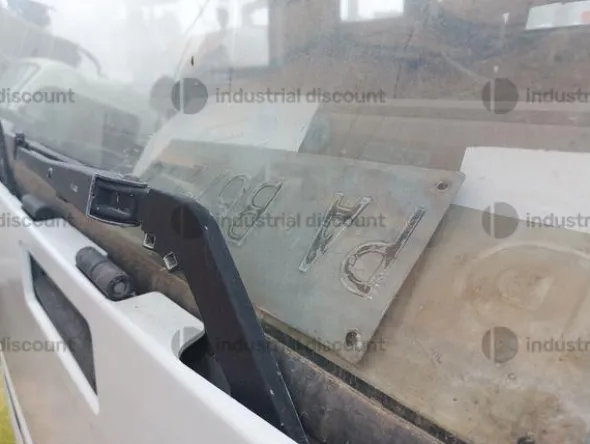 8#9578 Autocarro Iveco E18
