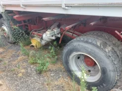 8#9578 Autocarro Iveco E18
