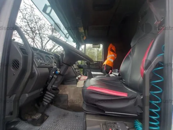 1#9761 Autocarro Iveco Eurotech