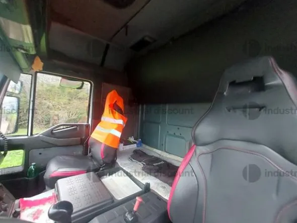 1#9761 Autocarro Iveco Eurotech