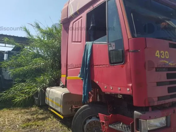 1#10273 Autocarro Iveco Tector 120e23, trattore stradale Stralis 450e5, trattore stradale Iveco Eurostar
