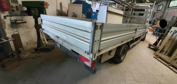 401#5029 Autocarro Mercedes