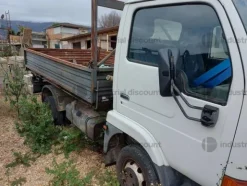 1#9100 Autocarro Nissan