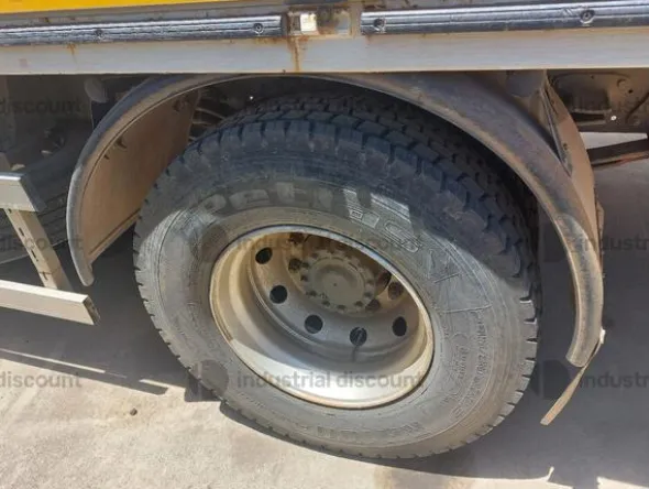 25#9274 Autocarro Renault 22AXA6