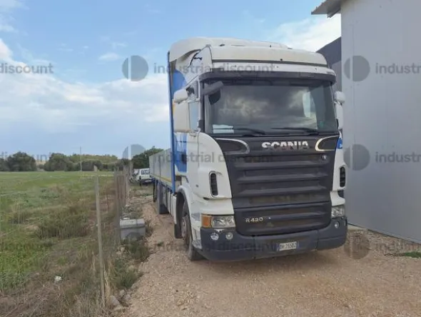 27#9304 Autocarro Scania