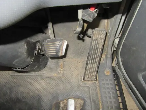 52#3561 Autocompattatore Isuzu P 75 Evolution