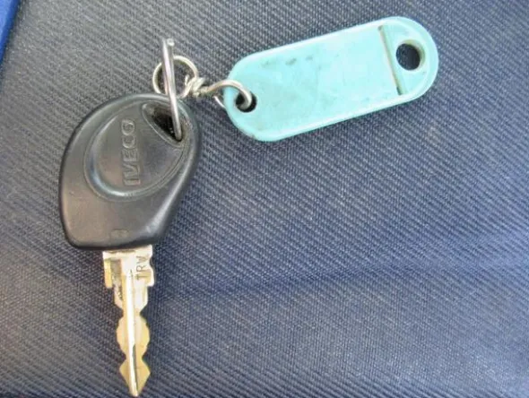 51#3561 Autocompattatore Iveco 35 C10