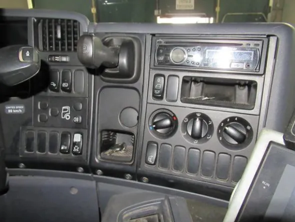 29#3561 Autocompattatore Scania P 320