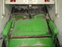 29#3561 Autocompattatore Scania P 320