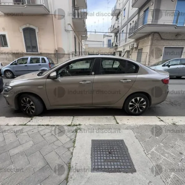1#9261 Automobile Fiat Tipo 1.4