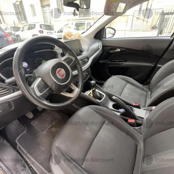 1#9261 Automobile Fiat Tipo 1.4