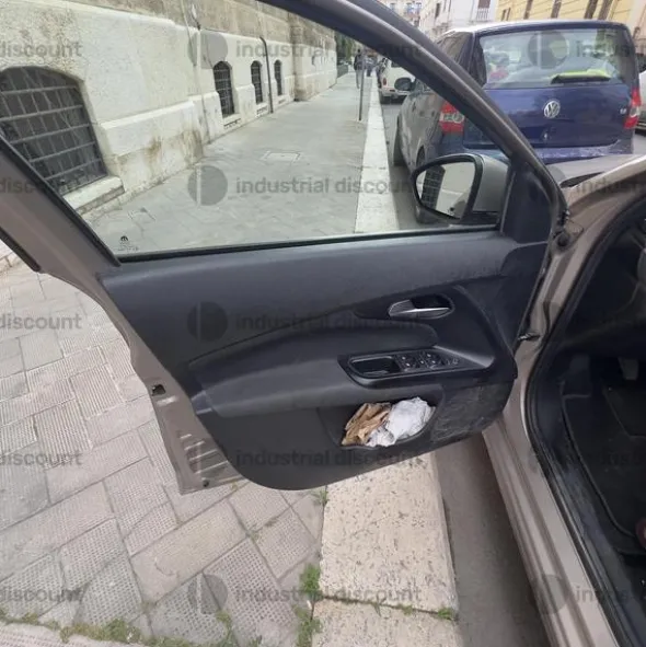 1#9261 Automobile Fiat Tipo 1.4