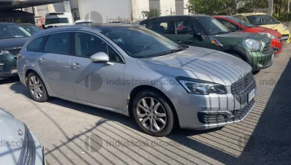 3#9647 Automobile Peugeot 508 SW