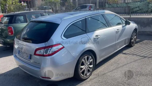 3#9647 Automobile Peugeot 508 SW