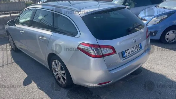 3#9647 Automobile Peugeot 508 SW